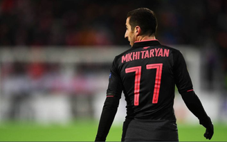 Vì sao Mkhitaryan mặc áo số 7 và cả số 77 tại Arsenal?