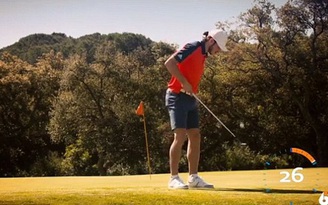 [VIDEO]: Gareth Bale tâng banh golf cực đỉnh