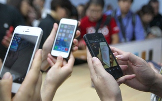iPhone khóa mạng giá rẻ tràn vào Việt Nam, có nên mua ?