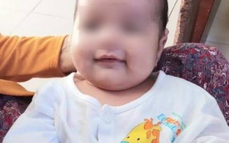 Bé gái 3 tháng tuổi bị bỏ rơi trước cổng chùa ở Bạc Liêu