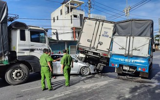 Quảng Trị: Cận cảnh hiện trường vụ tai nạn liên hoàn 5 xe trên Quốc lộ 1