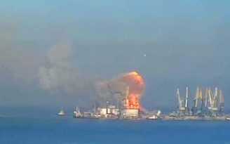 Tàu đổ bộ của Nga bị Ukraine đánh đắm ở biển Azov?