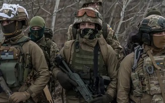 Biệt kích Anh lại đến Ukraine huấn luyện sử dụng vũ khí