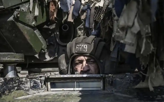 Ukraine mất kiểm soát thêm 2 khu vực, Nga nói 'đối phương thiệt hại nặng' Ukraine mất kiểm soát thêm 2 khu vực, Nga nói 'đối phương thiệt hại nặng'