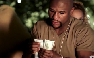 Tài sản 650 triệu USD, tay đấm Floyd Mayweather vẫn xin hoãn thuế