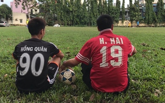 Cựu tuyển thủ Nguyễn Hồng Hải viết tiếp giấc mơ bóng đá cùng con trai