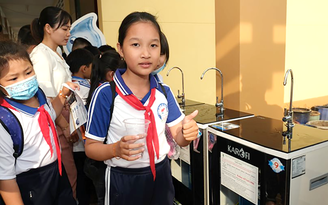 Nước ngọt về trường, 100 ngàn học sinh miền Tây hân hoan đón nhận
