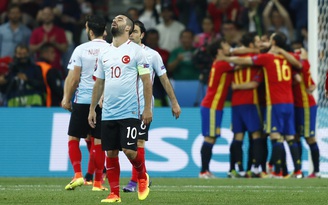Tây Ban Nha 3-0 Thổ Nhĩ Kỳ: Buổi tập nhẹ của nhà vô địch