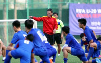 HLV Hoàng Anh Tuấn tự tin U.20 Việt Nam sẽ vượt qua vòng bảng