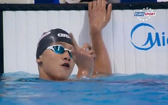 VĐV 12 tuổi làm dậy sóng tại giải Vô địch bơi lội thế giới 2015