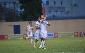 V-League 2019: Xuân Trường sút phạt thần sầu, HAGL thắng trên sân Thanh Hóa