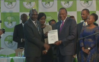 Tổng thống Kenya tái đắc cử, phe đối lập bác bỏ kết quả