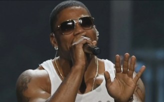 Rapper từng giành giải Grammy bị bắt vì tội cưỡng hiếp