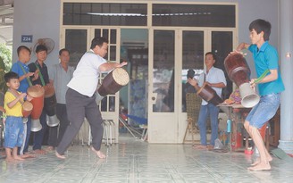 Truyền nhân điệu múa trống Chhay dăm
