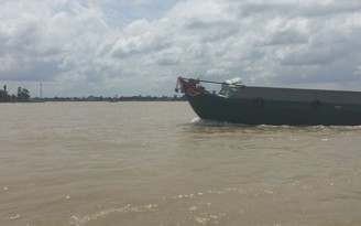 Hiện trường vụ tai nạn trên sông Hậu khiến 4 cán bộ thương vong, mất tích