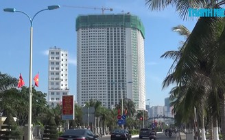 Cận cảnh tòa nhà 43 tầng Mường Thanh phải "cắt ngọn" ở Nha Trang