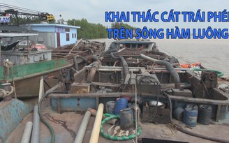 Bắt quả tang khai thác cát trái phép trên sông Hàm Luông