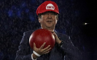Thủ tướng Nhật hóa thân thành 'Mario' trong lễ bế mạc Olympic 2016