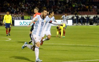 Một mình Messi đưa Argentina lên chuyến tàu dự World Cup 2018