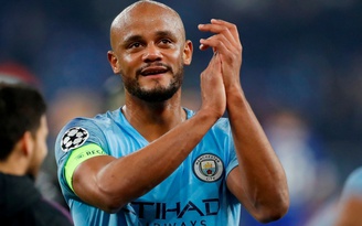 Kompany chia tay Man City, trở về Bỉ làm cầu thủ kiêm HLV