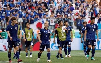 CĐV Nhật Bản ‘xấu hổ’ khi đội nhà đi tiếp nhờ điểm fair-play