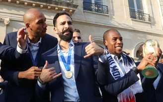 “Thần may mắn” của bóng đá Pháp… giã từ tuyển quốc gia