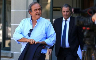 Thụy Sĩ “sờ gáy” huyền thoại Michel Platini vụ “ăn” hơn 2 triệu USD