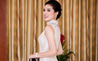 Trưởng BTC Hoa hậu VN: Đã tính phương hướng hỗ trợ hình ảnh cho Kỳ Duyên Trưởng BTC Hoa hậu VN: Đã tính phương hướng hỗ trợ hình ảnh cho Kỳ Duyên