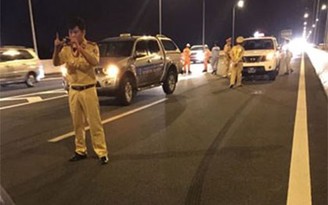 Video: Tai nạn do CSGT 'điều tiết' bất ngờ trên đường cao tốc Long Thành - Dầu Giây