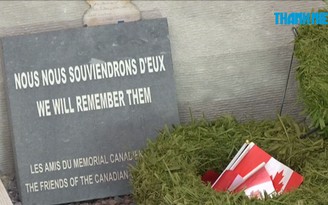 Hàng ngàn người Canada kỷ niệm 100 năm chiến tranh thế giới I