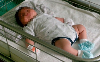 Một bé trai chào đời nặng đến 6,5 kg ở Nha Trang