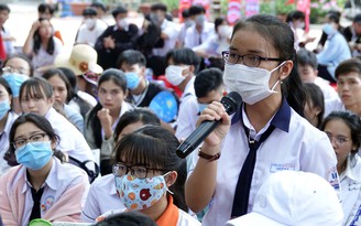 TRỰC TUYẾN: “Chọn ngành học cho tương lai” - Những lưu ý khi đăng ký xét tuyển trực tuyến