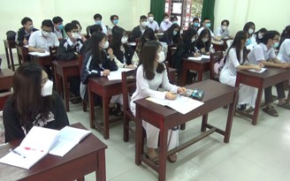 Học sinh lớp 12 Đà Nẵng bắt đầu học trực tiếp, cảnh giác cao độ với Covid-19