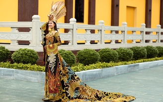 Thái Thị Hoa giành giải Trang phục dân tộc tại Hoa hậu Trái đất 2020