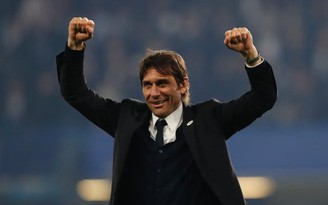 Chính thức: Antonio Conte ký hợp đồng mới với Chelsea