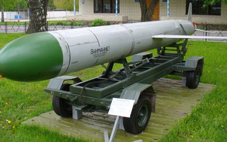 Vì sao Nga bắn tên lửa đã tháo bỏ đầu đạn hạt nhân vào Ukraine?