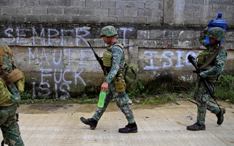 Chân rết IS ở Philippines trữ vũ khí, thực phẩm để kháng cự lâu dài