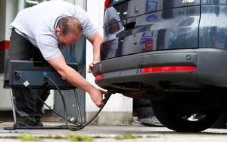 Đức cảnh báo 'khủng hoảng diesel' có thể tác động lên kinh tế