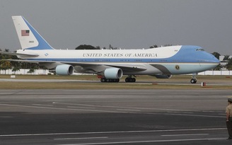 Tổng thống Mỹ sắp có Air Force One giá rẻ?