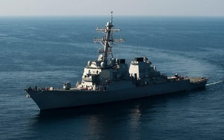 Bộ đôi chiến hạm Mỹ thách thức tuyên bố phi lý của Trung Quốc ở Biển Đông