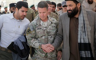 Tư lệnh Mỹ tại Afghanistan thoát chết sau âm mưu ám sát của Taliban