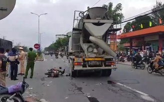 Văng qua đường sau tai nạn, thanh niên chết thảm dưới bánh xe bồn