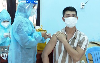 Thừa Thiên – Huế tiêm vắc xin Covid-19 cho phạm nhân, bị can