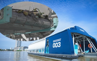 Độc đáo “du thuyền” gom rác tự động trên sông, chạy điện mặt trời ở Cần Thơ