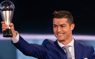 Ronaldo giành giải cầu thủ xuất sắc nhất 2017 do FIFA bình chọn
