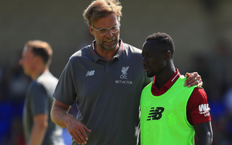 HLV Klopp nói gì về chấn thương của Naby Keita?