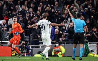 Highlights Tottenham 3-2 Vitesse: HLV Conte giành chiến thắng trong trận cầu quá hấp dẫn