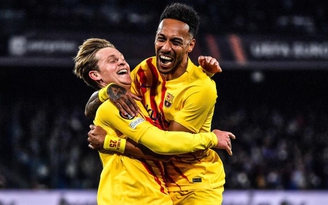 Highlights Napoli 2-4 Barcelola: Aubameyang thể hiện phong độ cao, Barca tiến sâu vào giải