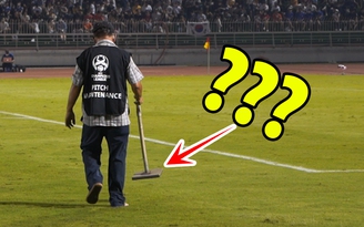 AFC Champions League: Xem nhân viên sân Thống Nhất chăm sóc cỏ lúc hai đội giải lao