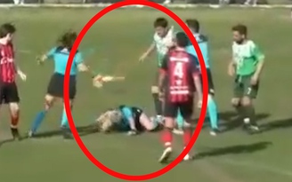 Video gây sốc về vụ trọng tài nữ bị nam cầu thủ đấm ngã ở Argentina